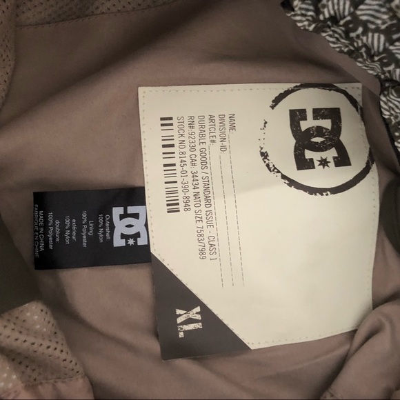 Men DC GREEN Snow pants with Orange suspenders - Picture 7 of 16